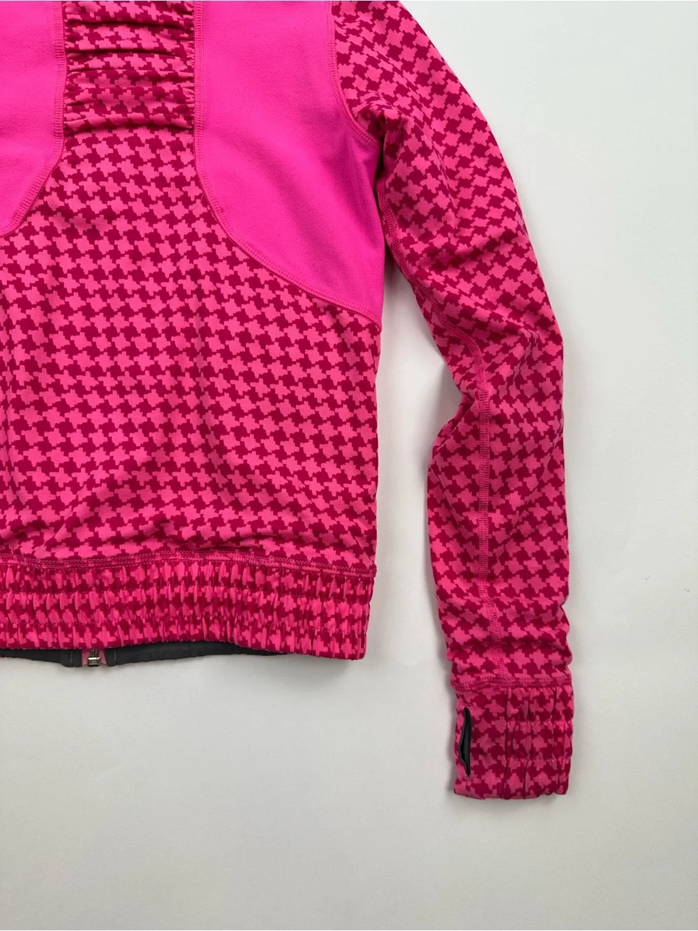 Ivivva Girls Reversible Pink Houndstooth Reversible Full Zip Jacket Size 8